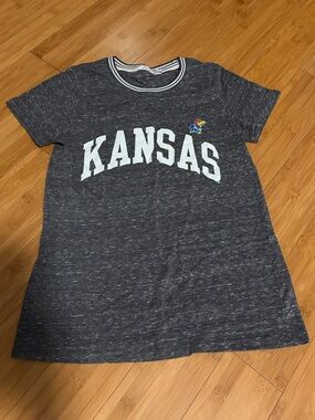 Kansas Graphic women’s Tee - Charcoal